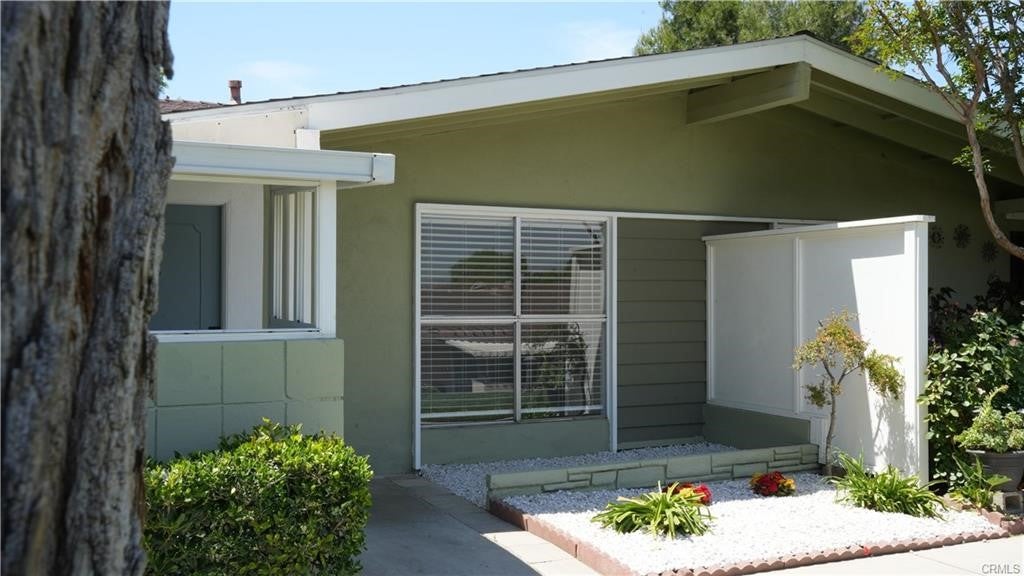 19110 Avenue Of The Oaks