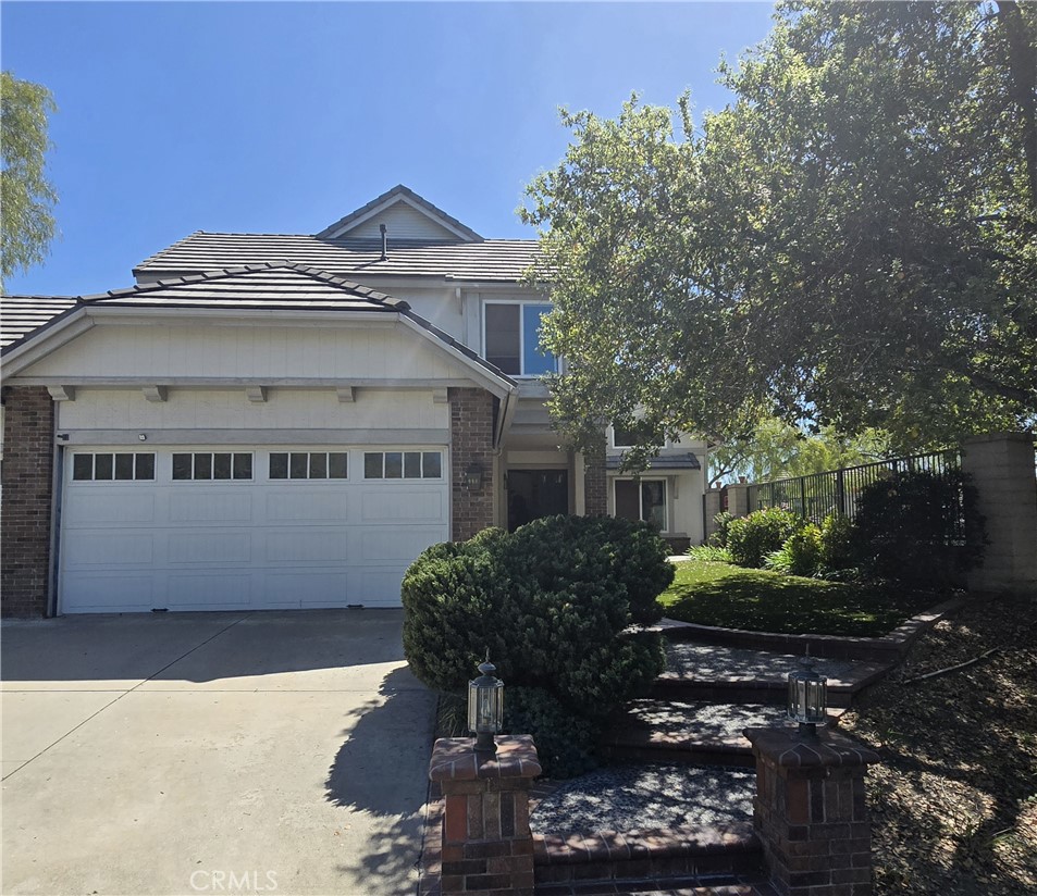 2 Wellesley Court