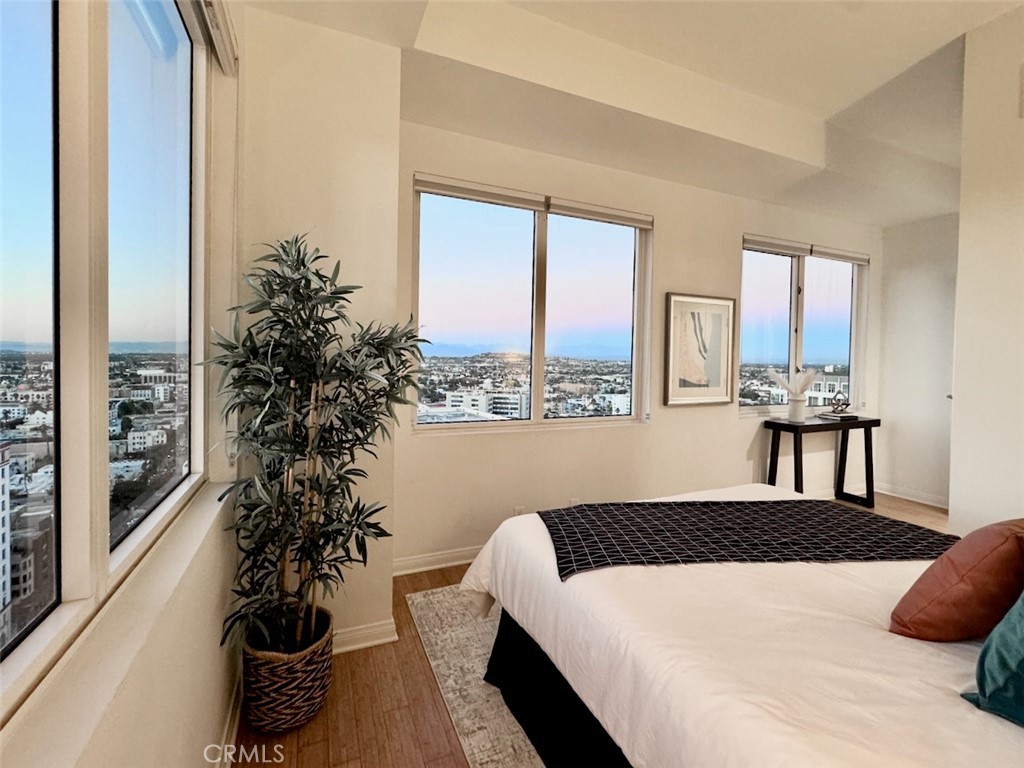 Alamitos Beach (AB) - Residential Lease