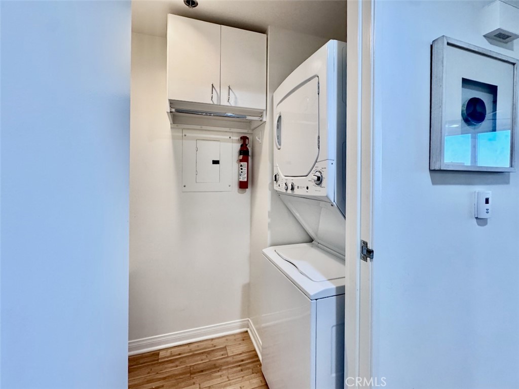 Alamitos Beach (AB) - Residential Lease