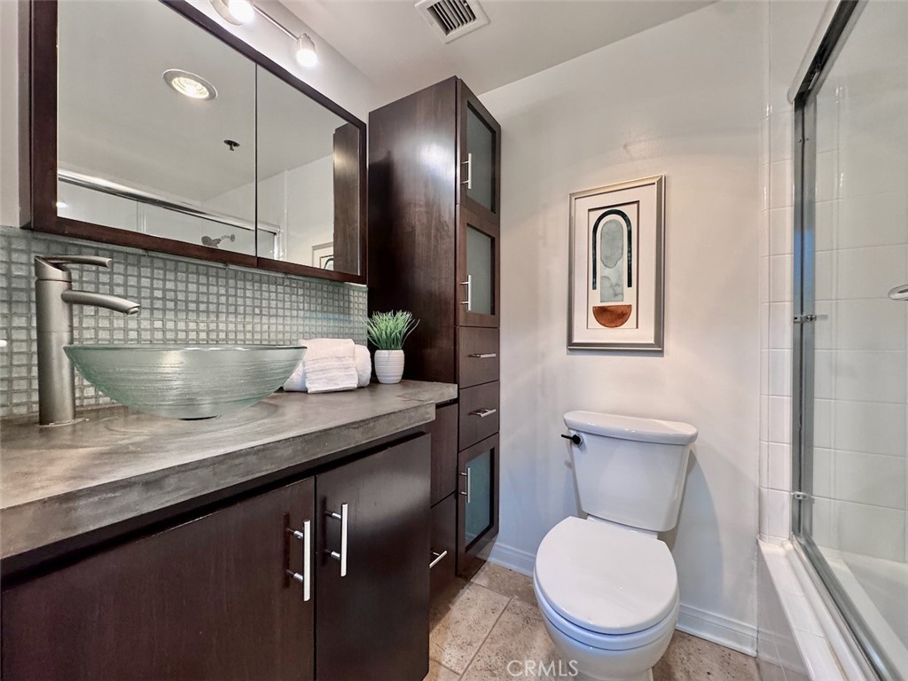 Alamitos Beach (AB) - Residential Lease