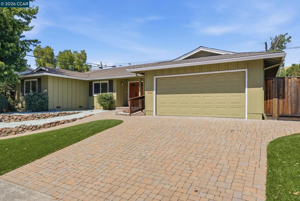 752 Citrus Ave