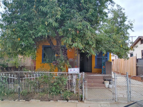 Photo of 907 N Mott Street, Los Angeles, CA 90033 (MLS # DW26136423)