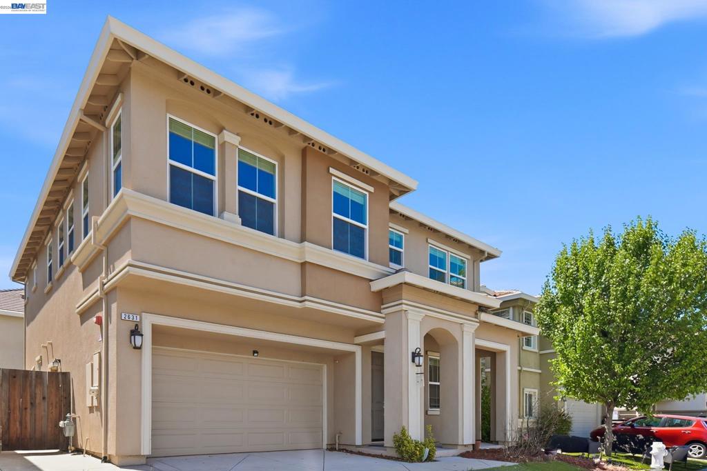2631 Clarita Dr