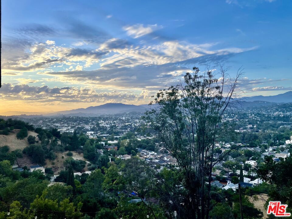 4275 Via Arbolada 203