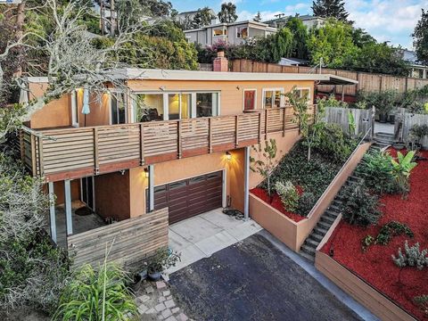 5909 Colton Blvd Oakland CA 94611