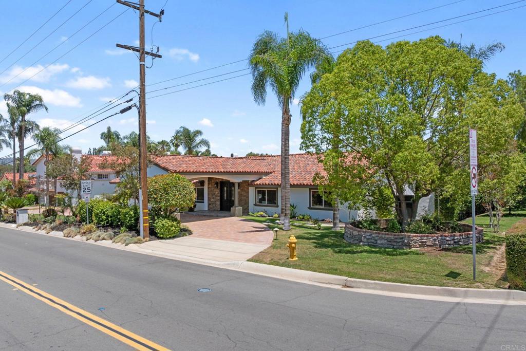 6082 Highland Avenue