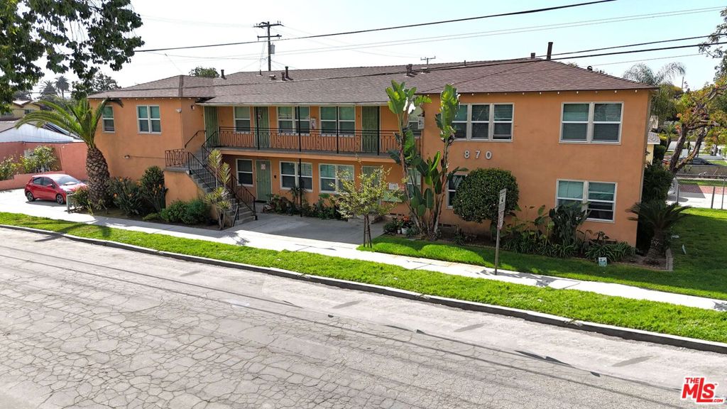 870 W 19th Street