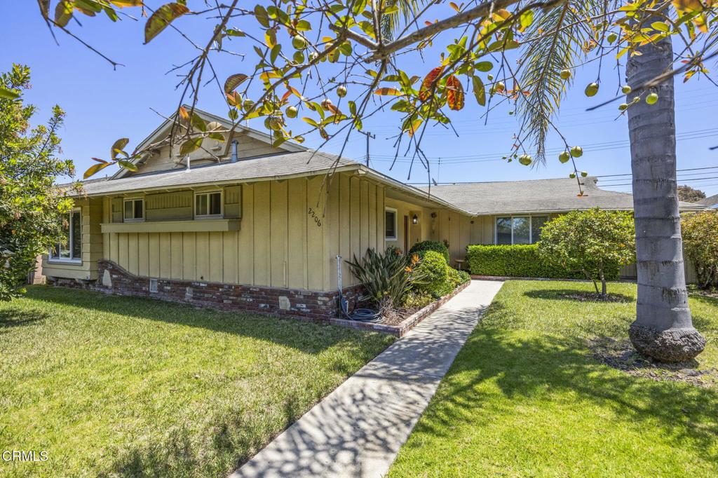 2206 N Ventura Road