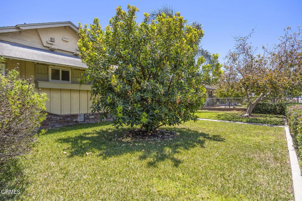 2206 N Ventura Road