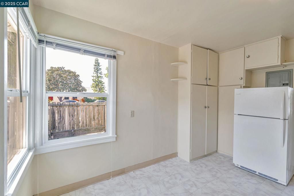 listing image 130728326529174655709