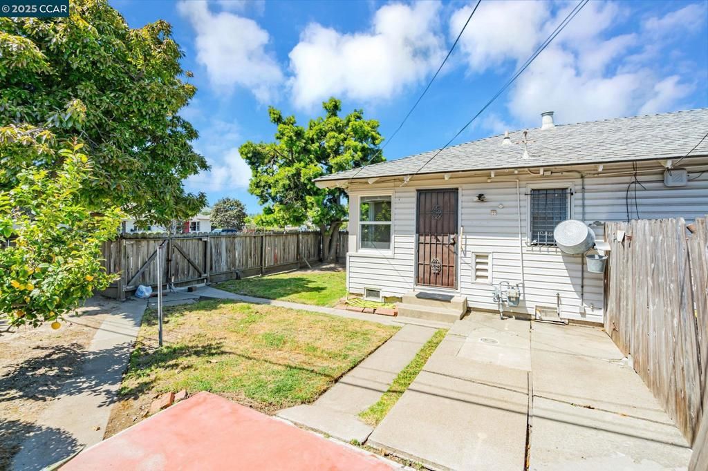 listing image 130720320401547425265