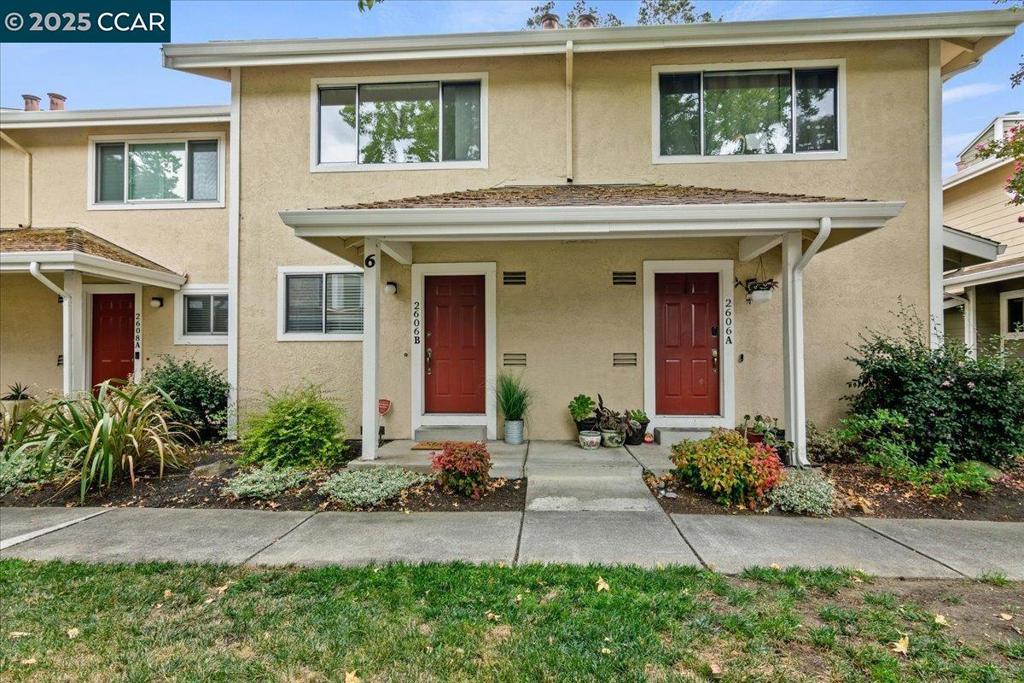 CARRIAGE SQUARE - Residential