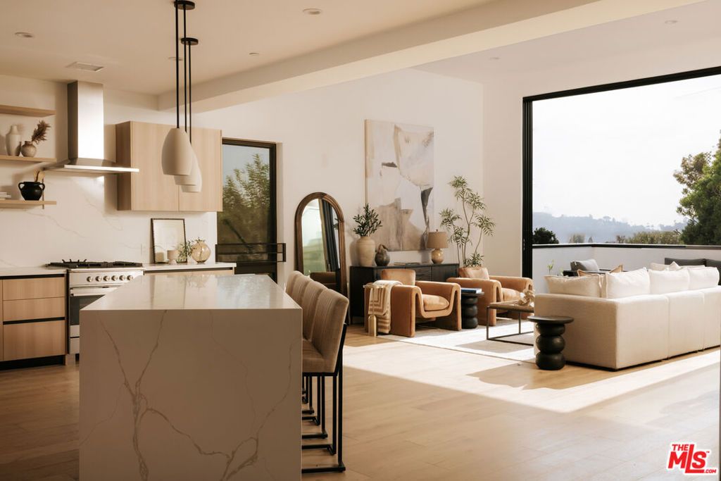 Photo of 2919 Waverly #308, Los Angeles, CA 90039 (MLS # 26650489)