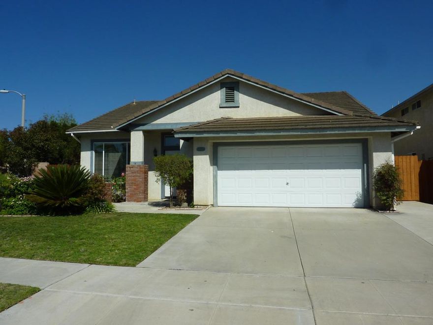 East end 3 bedroom on choice corner lot features fireplace, vaulted ceilings, ceiling fans, island kitchen, overhead pot rack, attached 2-car garage, private yard, tile roof, interior fire sprinklers and much more at an amazing price! What more could you ask for? Professionally cleaned, vacant and ready for quick occupancy. Take advantage of historically low interest rates