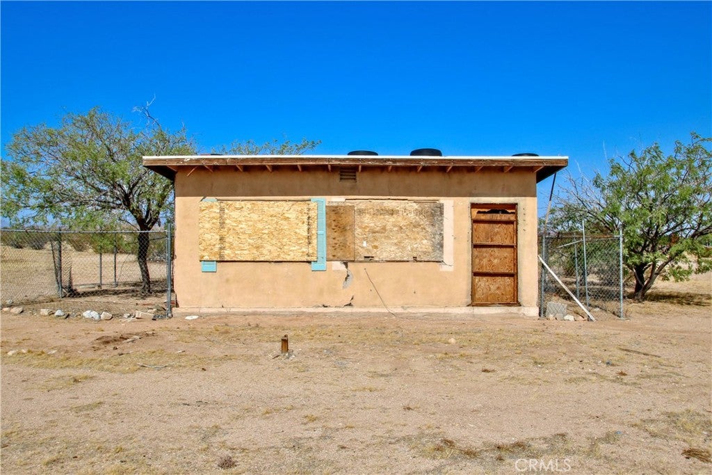 62107 Moon Drive