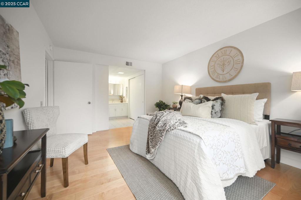 ROSSMOOR - Residential