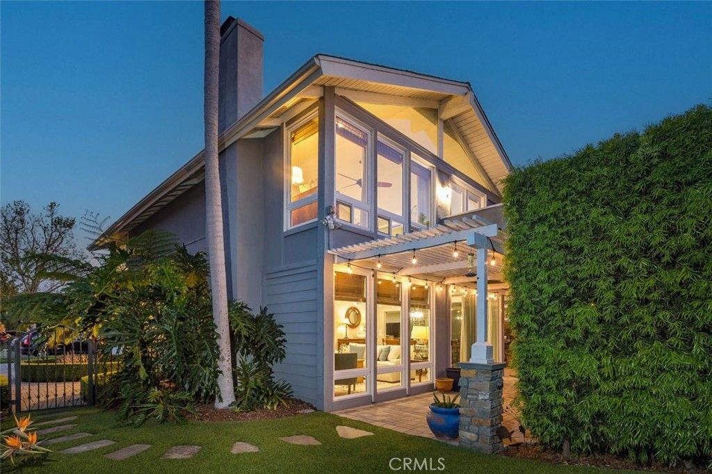 Photo of 22761 Islamare Lane Ln, Lake Forest, CA 92630 (MLS # OC26052960)