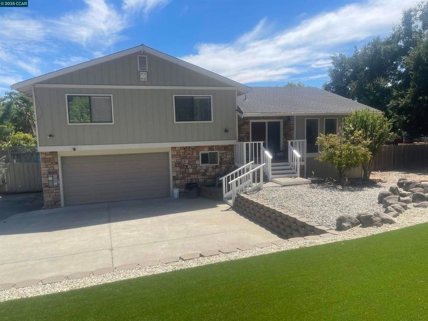Spectacular Tri-Level home located in one of Alamo's finest areas. Conveniently located to shopping, transportation (Highway 680, 24, 580 freeways) award-winning schools, public & private golf courses, downtown Alamo, Danville, and Walnut Creek, fine dining, Livorna Park, Ironhorse Trail, Las Trampas Regional Wilderness, and the unsurpassed Mt. Diablo State Park! Features four bedrooms (one bath lower level), three baths, billiard room, dining room, family room, security gate, over 1/2 acre of low maintenance yards, refurbished pool (Summer 2023), new flooring, paint, two-fireplaces, off-street parking, and a two car garage Apply with RentSpree https://apply.link/TC1AGkE