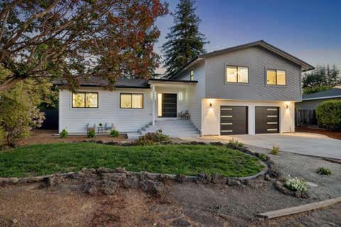Photo of 12311 Viewoak Drive, Saratoga, CA 95070 (MLS # ML82057809)