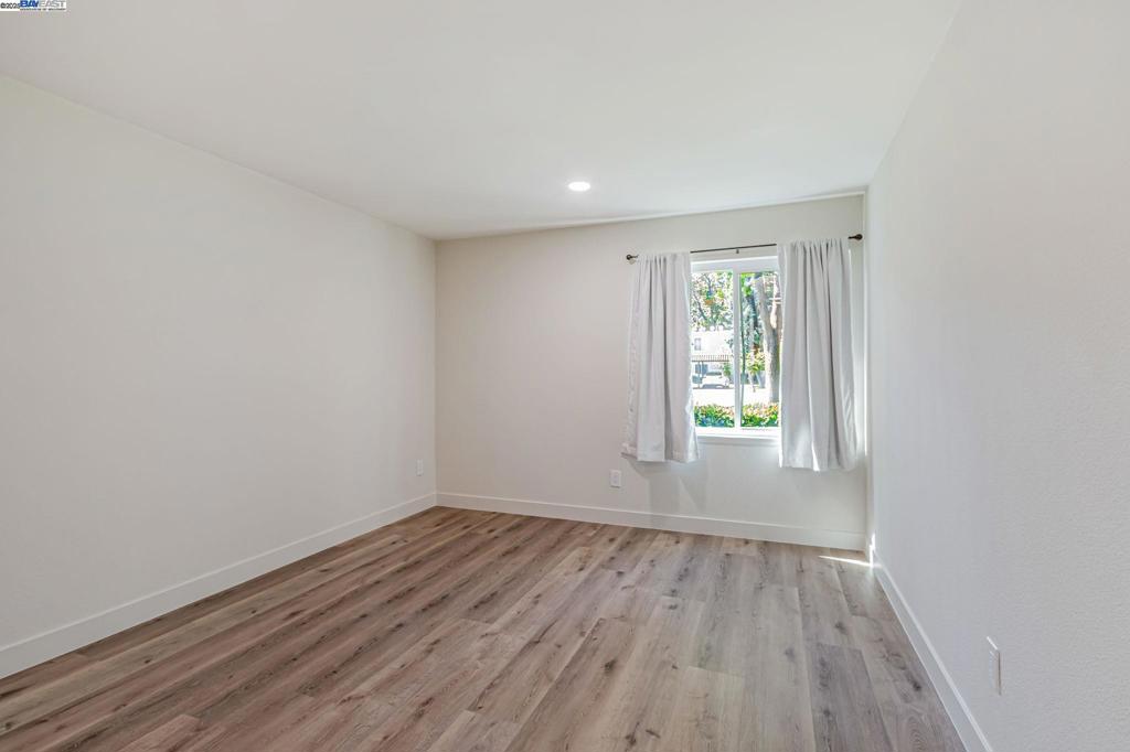 Not Listed - Residential