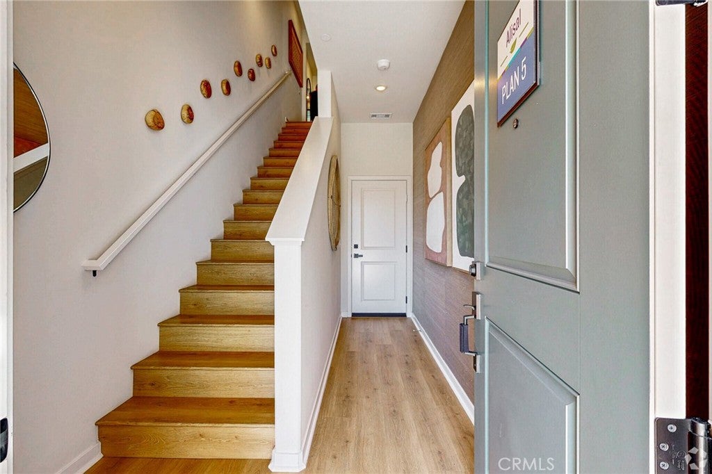 545 Gregory Way