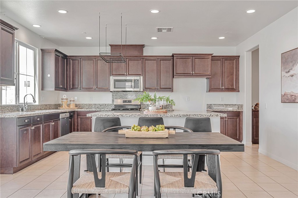 Casner (1755) - Residential