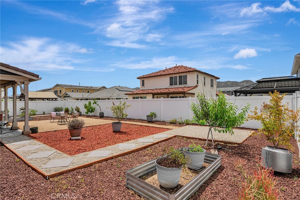 Casner (1755) - Residential