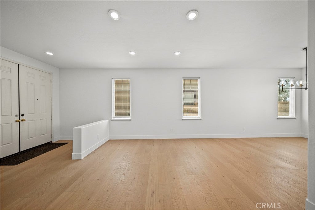 28379 Calex Dr