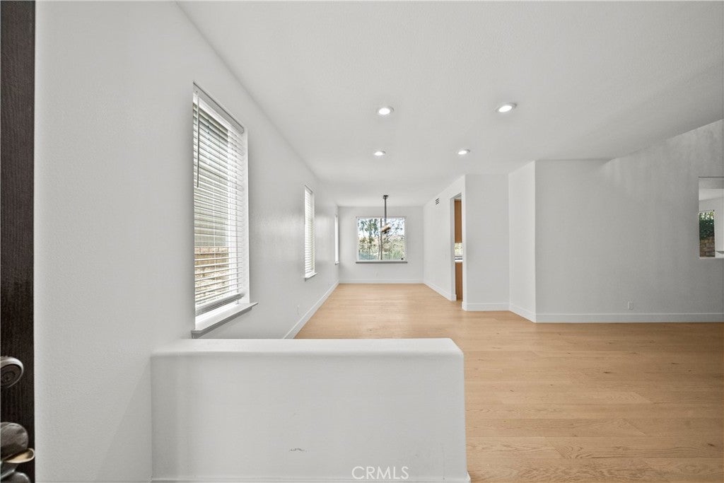 28379 Calex Dr