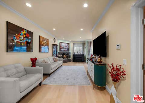 Photo of 17914 Magnolia Boulevard #130, Los Angeles, CA 91316 (MLS # 26874977)