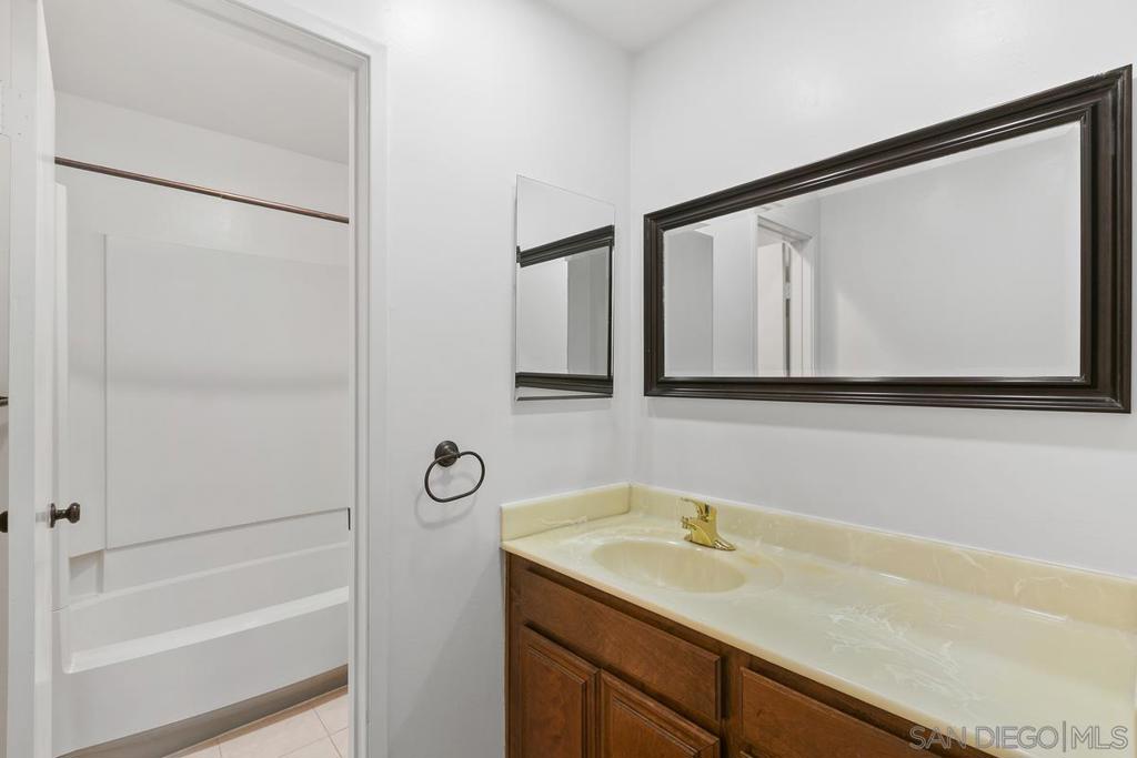 Bay Park - Residential Lease