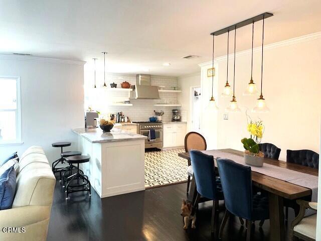 10456 Pomering Road