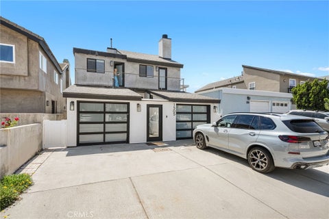 Tiny photo for 1505 Ocean Drive, Oxnard, CA 93035 (MLS # SR26174470)