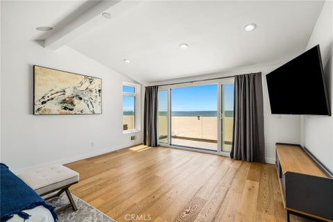 Tiny photo for 1505 Ocean Drive, Oxnard, CA 93035 (MLS # SR26174470)