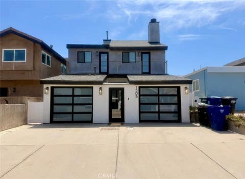 Tiny photo for 1505 Ocean Drive, Oxnard, CA 93035 (MLS # SR26174470)