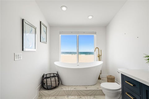 Tiny photo for 1505 Ocean Drive, Oxnard, CA 93035 (MLS # SR26174470)