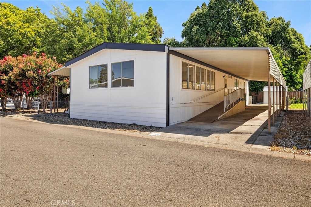 701 E Lassen 297