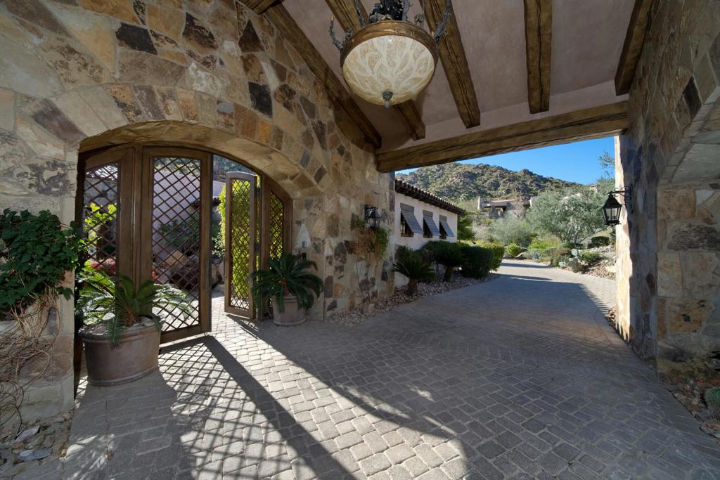 74645 Desert Arroyo Trail