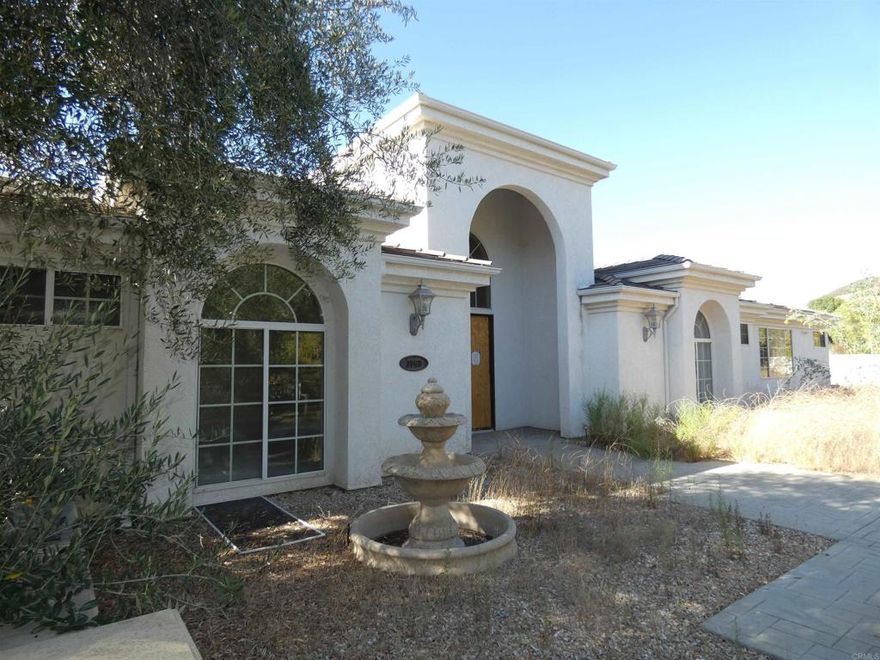 GREAT FIXER OPPORTUNITY FOR INVESTORS/DEVELOPERS!