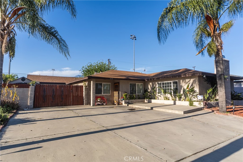 5570 Bandera Street