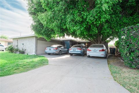11737 Bellman Avenue Downey CA 90241
