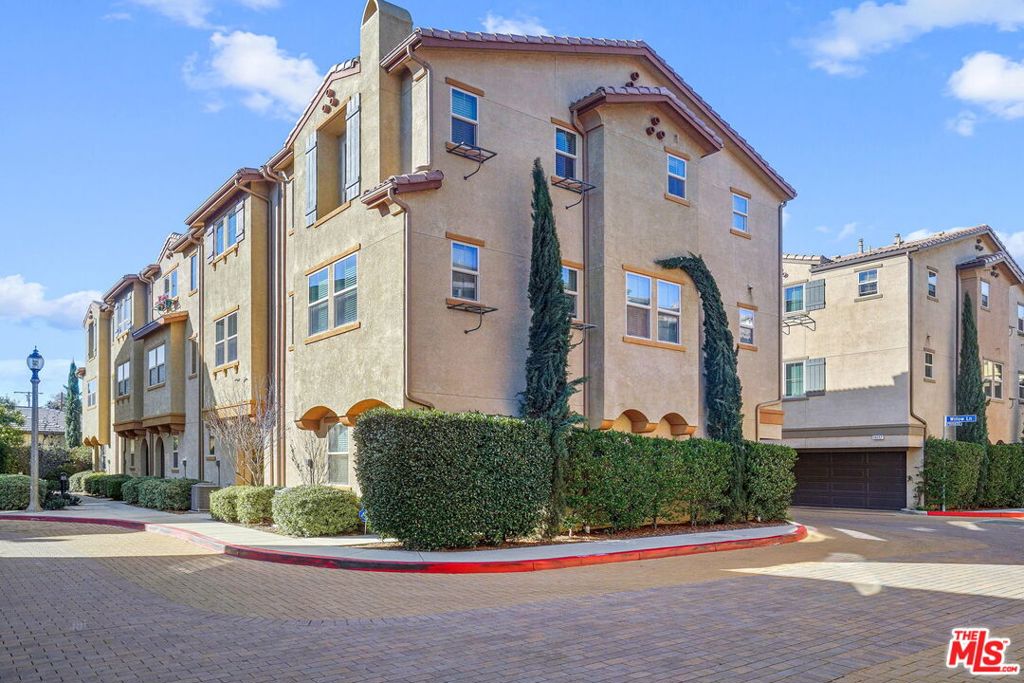 Welcome to 14122 W Willow Lane. This tri-level townhome built in 2016 has been impeccably maintained and cared for. This home offers several modern upgrades including EV charger hook up, washer dryer in unit, newer carpet, newer appliances, and a private two car garage. Three bedrooms and three full bathrooms offer ample living space. The property lives like a single-family home with its private two car garage and direct walk-up entry. Conveniently located in Van Nuys next to freeways and shops. Get anywhere in the city quickly, from Hollywood to Burbank. Truly one of the best rental opportunities on the market in Van Nuys. Don't miss out! One year lease. No smoking. Available September 1st. Deposit is $5,500. Tenant to pay all utilities.