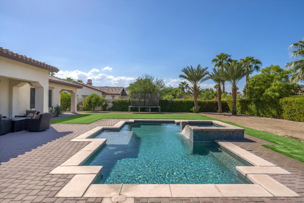 Stonefield Estates - Residential