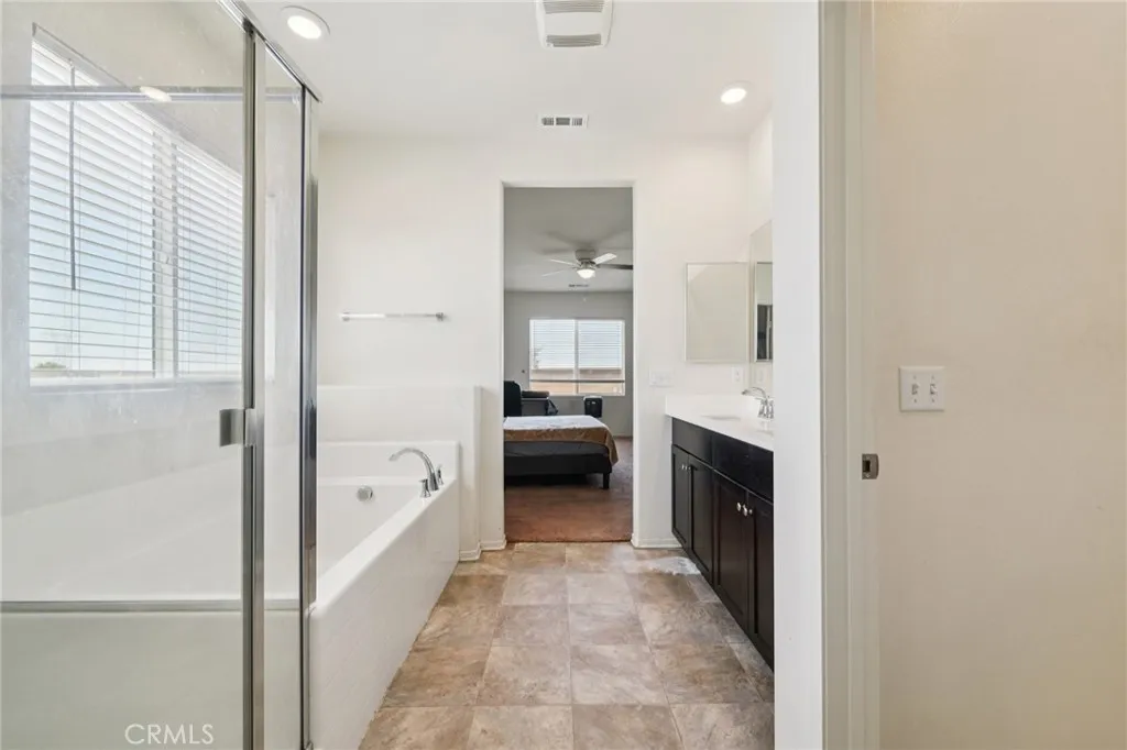 Adelanto, California 92301, United States, 3 Bedrooms Bedrooms, ,2 BathroomsBathrooms,Residential,Active,159701