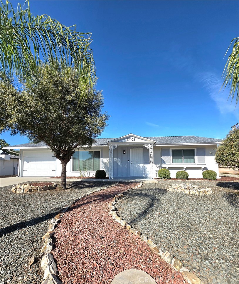 27102 Capilano Drive