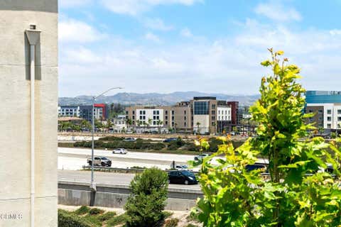 Tiny photo for 2810 Wagon Wheel Road #402, Oxnard, CA 93036 (MLS # V1-37452)