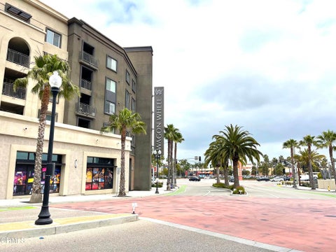 Tiny photo for 2810 Wagon Wheel Road #402, Oxnard, CA 93036 (MLS # V1-37452)