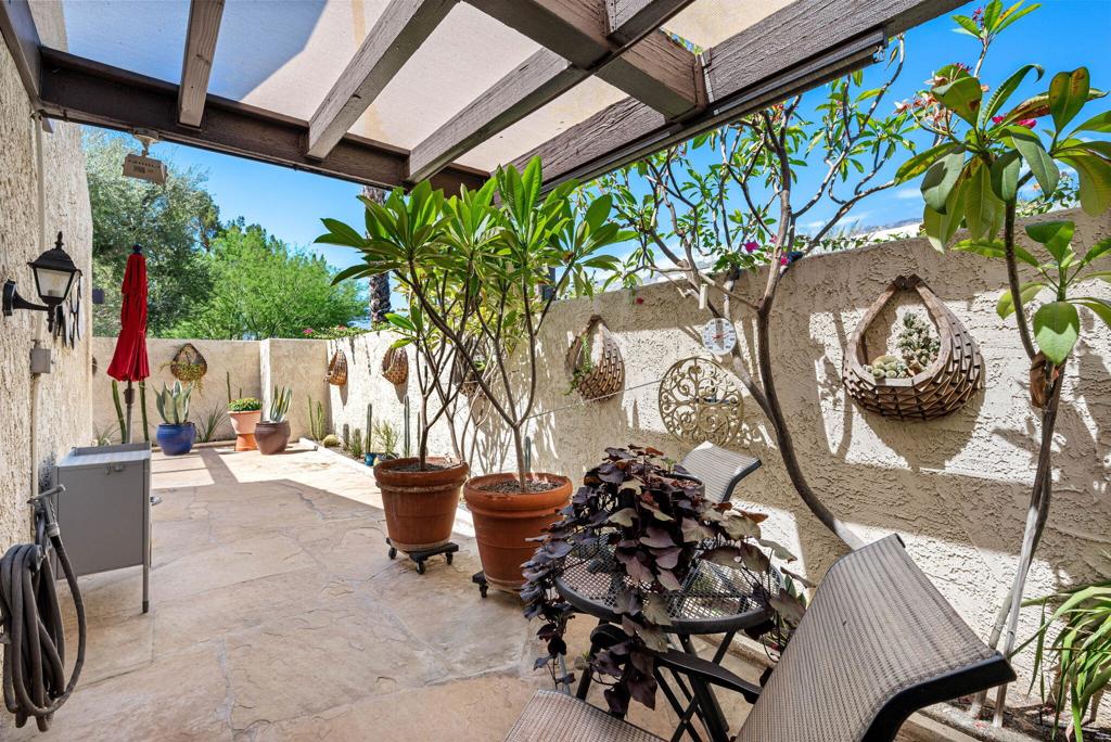 200 N Hermosa Drive