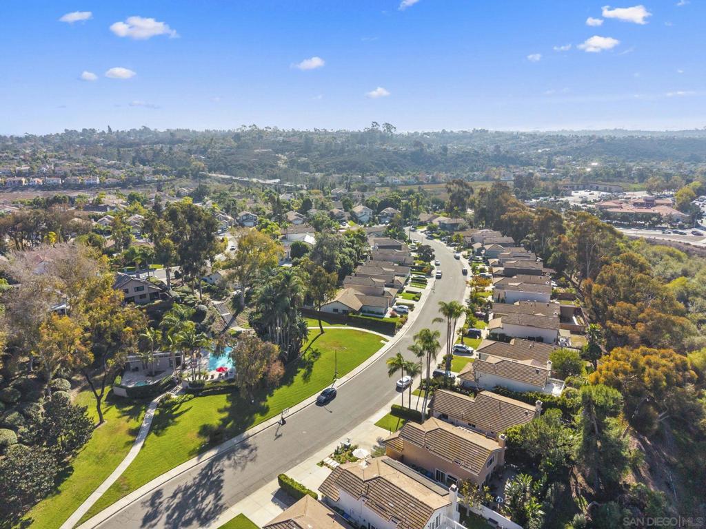 La Costa - Residential